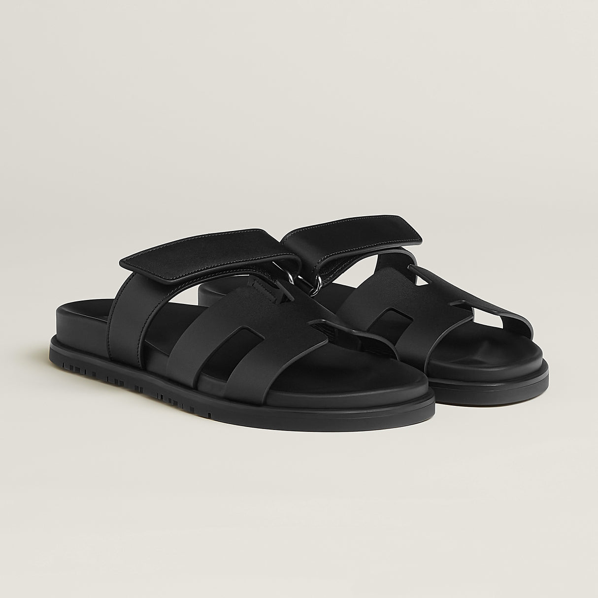 Hermès Chypre Sandal – Black Calfskin & Rubber Sole