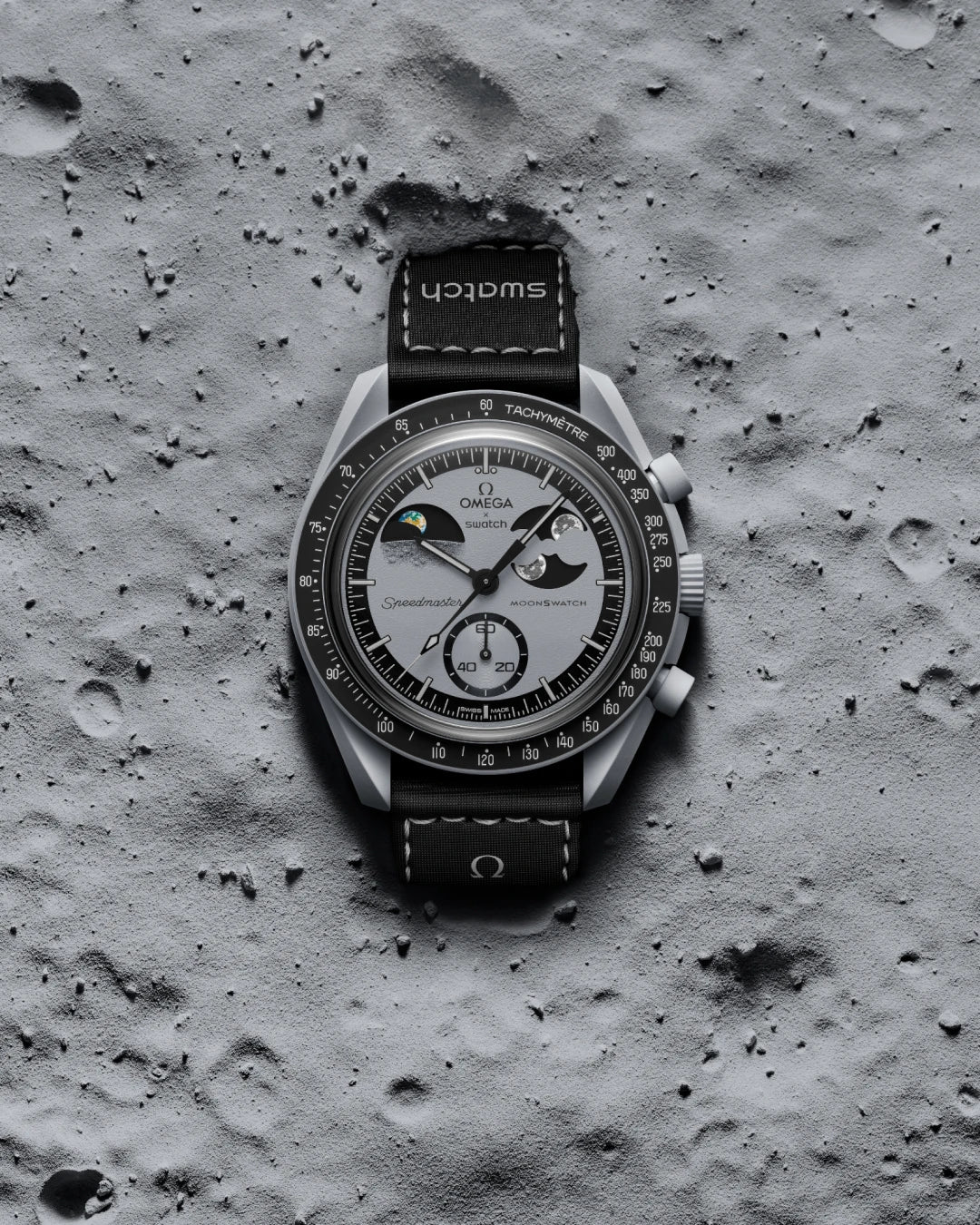 OMEGA X Swatch MoonSwatch - MISSION TO EARTHPHASE – Hoods OMEGA X Swatch MoonSwatch - MISSION TO EARTHPHASE – Hoods